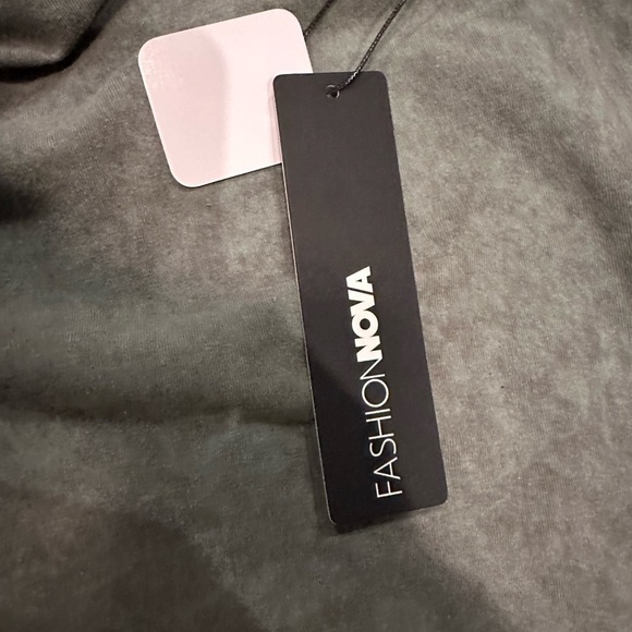 NWT Fashion Nova hoodie top - Picture 5 of 7